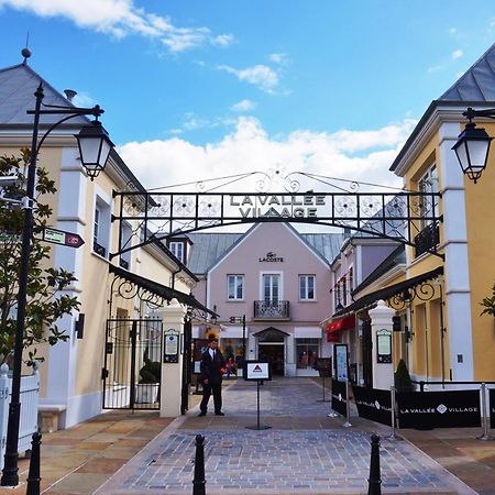 Sesame Duplex Disneyland Paris Netflix 6 Personnes Et 1 Bebe Avec Parking Apartment Bailly-Romainvilliers Bagian luar foto